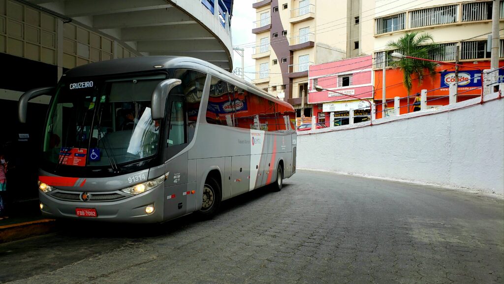 Empresas de ônibus aumentam número de vagas na alta temporada