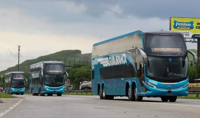 Águia Branca recebe novos ônibus da Marcopolo